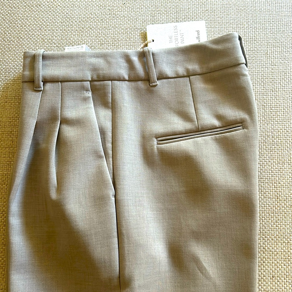 Aritzia Cropped Pants